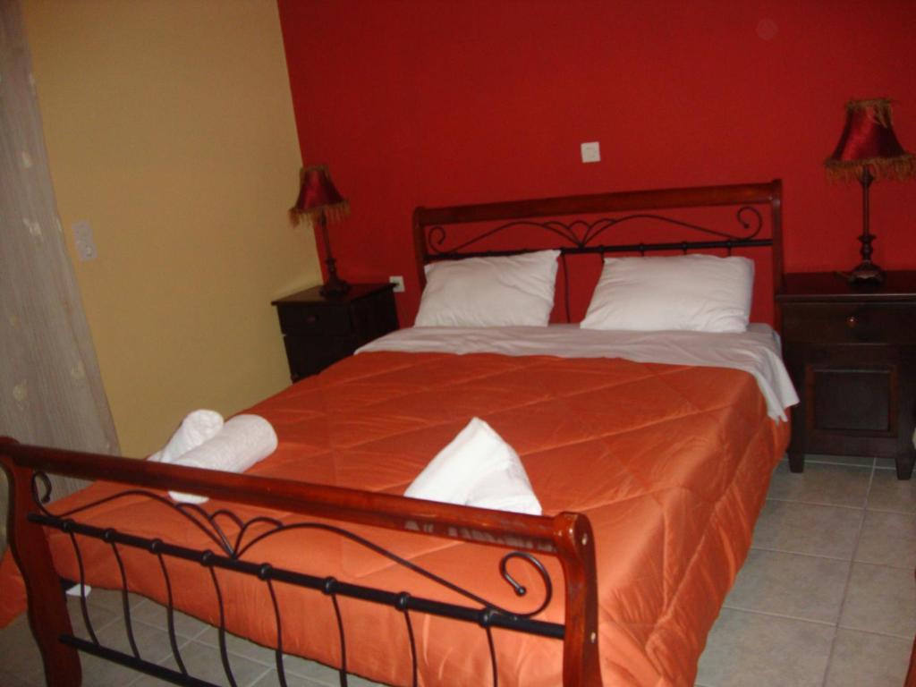 Kafiona Guesthouse Pyrgos Dirou Phòng bức ảnh